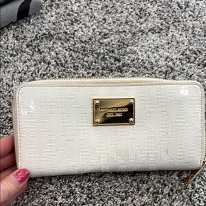 Michael Kors White Wallet